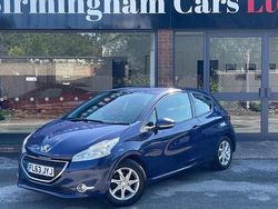 Blue Used 2013 Peugeot 208 Active Hatchback | £3,600 (Fair price)