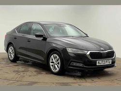 Black magic pearl effect Used 2022 Skoda Octavia SE L Hatchback | £17,995 (Fair price)