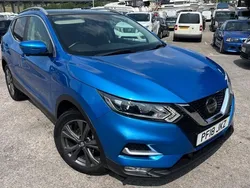 Blue Used 2018 Nissan Qashqai N-Connecta SUV | £12,990 (Good price)