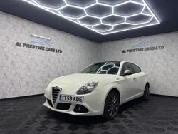 White/black Used 2014 Alfa Romeo Giulietta Hatchback | £5,999 (Fair price)
