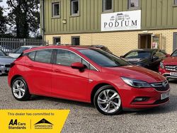 Red Used 2017 Vauxhall Astra SRi Hatchback | £4,990 (Fair price)