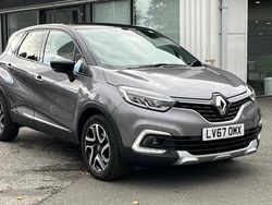 Grey/black Used 2017 Renault Captur Dynamique SUV | £9,850 (Fair price)