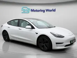 White Used 2021 Tesla Model 3 Standard Range Plus Sedan | £18,700 (Fair price)