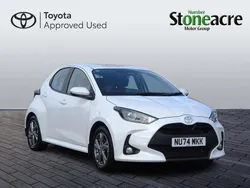 White Used 2024 Toyota Yaris Hybrid Hatchback | £19,000 (Fair price)