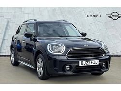 Black Used 2022 Mini Cooper Countryman Classic SUV | £19,495 (Fair price)