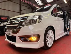 White Used 2014 Honda Stepwgn MPV | £13,995 (Expensive)
