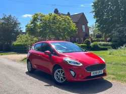 Red Used 2018 Ford Fiesta Zetec Hatchback | £6,295 (Fair price)