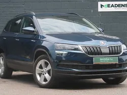 Petrol blue metallic Used 2021 Skoda Karoq SE SUV | £14,995 (Fair price)