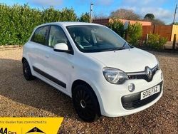 White Used 2015 Renault Twingo Play Hatchback | £3,495 (Fair price)