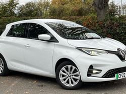 White Used 2021 Renault Zoe Iconic Hatchback | £10,194 (Fair price)