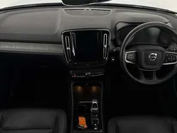 Used 2022 Volvo XC40 Inscription SUV | £22,123 (Super price)