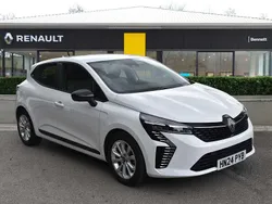 White Used 2024 Renault Clio V Evolution Hatchback | £14,980 (Fair price)