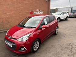 Red Used 2016 Hyundai i10 Edition Hatchback | £3,795 (Fair price)