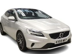 Used 2019 Volvo V40 R-Design Estate | £12,490 (Fair price)