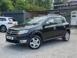 Black Used 2014 Dacia Sandero Lauréate Hatchback | £3,395 (Fair price)