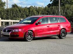 Red Used 2009 VW Passat Estate | £2,295 (Fair price)
