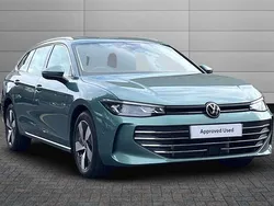 Mariposit green Used 2025 VW Passat Life | £30,995
