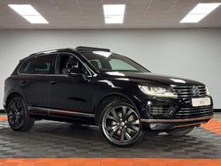 Black Used 2015 VW Touareg R-line SUV | £15,450 (Fair price)