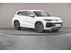 Used 2025 VW Tayron R-line SUV | £39,643 (Fair price)