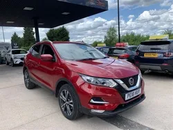 Red Used 2018 Nissan Qashqai N-Connecta SUV | £7,995 (Fair price)