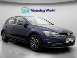 Blue Used 2018 VW Golf VII SE Hatchback | £9,900 (Fair price)