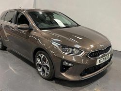 Brown Used 2021 Kia Ceed Hatchback | £11,998 (Fair price)