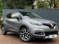 Grey Used 2017 Renault Captur Signature SUV | £10,424 (Fair price)