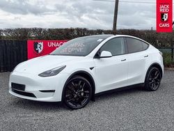 White Used 2022 Tesla Model Y Long Range AWD SUV | £23,500 (Fair price)