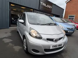 Silver Used 2011 Toyota Aygo Hatchback | £3,295 (Fair price)