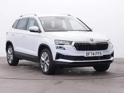 Moon white metallic Used 2024 Skoda Karoq SE L SUV | £25,695 (Fair price)