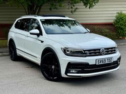 White Used 2019 VW Tiguan Allspace R-line SUV | £19,495 (Fair price)