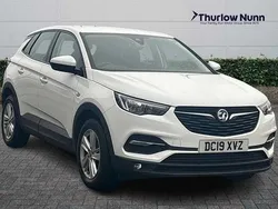 White Used 2019 Vauxhall Grandland X S SUV | £10,350 (Good price)
