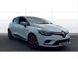 White Used 2019 Renault Clio IV Play Hatchback | £9,076 (Fair price)