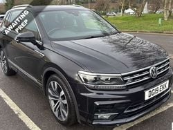 Black Used 2019 VW Tiguan R-line SUV | £20,994 (Expensive)