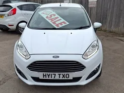 White Used 2017 Ford Fiesta Zetec Hatchback | £6,495 (Fair price)