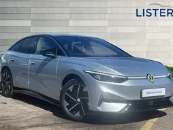 Scale silver metallic black roof Used 2024 VW ID.7 Pro Sedan | £32,990 (Good price)