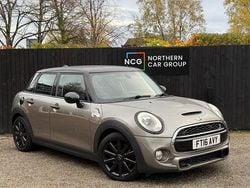 Silver Used 2016 Mini Cooper S Hatch Hatchback | £7,095 (Fair price)