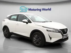 White Used 2023 Nissan Qashqai Acenta Premium SUV | £16,100 (Good price)