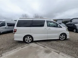 White Used 2007 Toyota Alphard MPV | £23,275