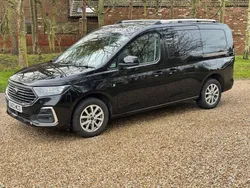 Black Used 2023 Ford Tourneo Connect Titanium MPV | £19,995 (Good price)