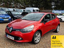 Red Used 2015 Renault Clio IV Play Hatchback | £6,450 (Fair price)