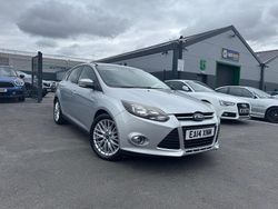 Silver Used 2014 Ford Focus Zetec Hatchback | £5,850 (Fair price)