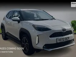 White Used 2022 Toyota Yaris Hybrid Hatchback | £22,078