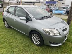 Silver Used 2008 Toyota Auris Hatchback | £2,195 (Fair price)