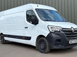 White Used 2023 Renault Master Business Van | £14,999 (Good price)