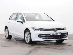 White New 2025 VW Golf VIII Style Hatchback | £29,222 (Fair price)