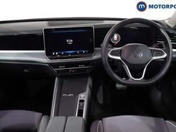 Red Used 2025 VW Passat Life Estate | £27,199