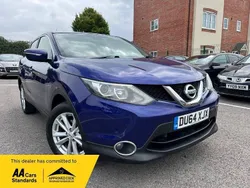 Blue Used 2014 Nissan Qashqai Acenta Premium SUV | £4,795 (Expensive)