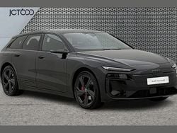 Black Used 2025 Audi e-tron Performance SUV | £57,500