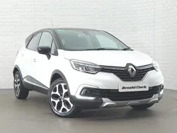 White Used 2018 Renault Captur Signature SUV | £10,498 (A bit pricey)